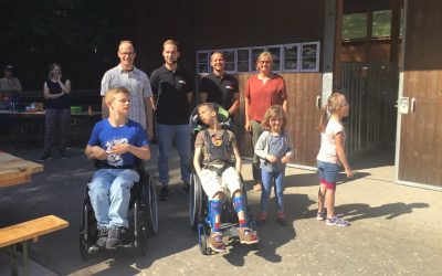 Reiterfest mit Einweihung neuer Holztisch
